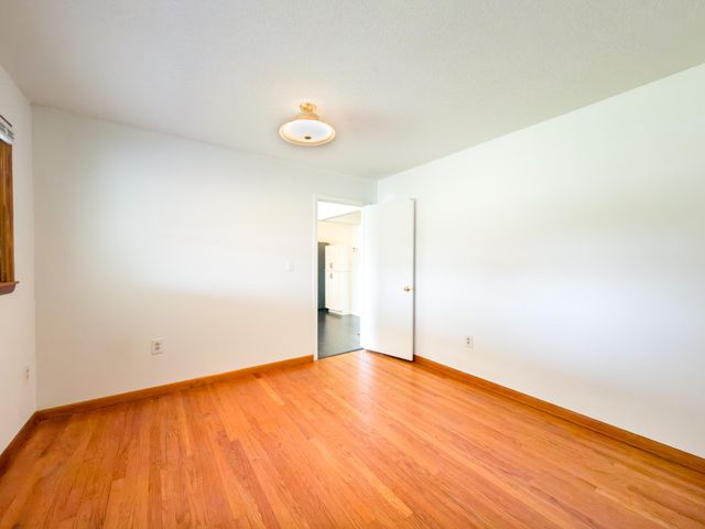 1333 Mount Eden Road, Russell Springs, KY 42642
