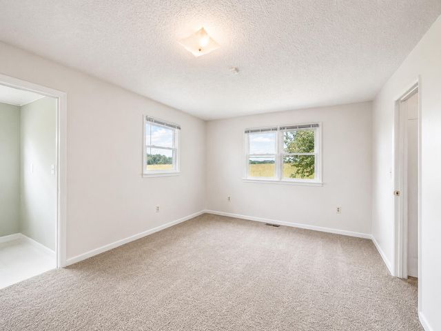 1333 Mount Eden Road, Russell Springs, KY 42642