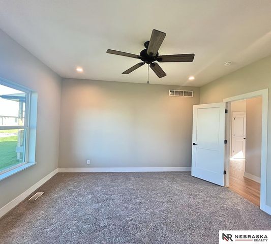 7810 Augustine Avenue, Lincoln, NE 68516