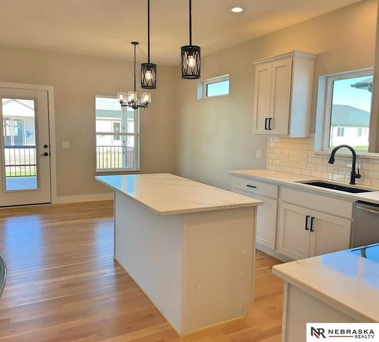 7810 Augustine Avenue, Lincoln, NE 68516