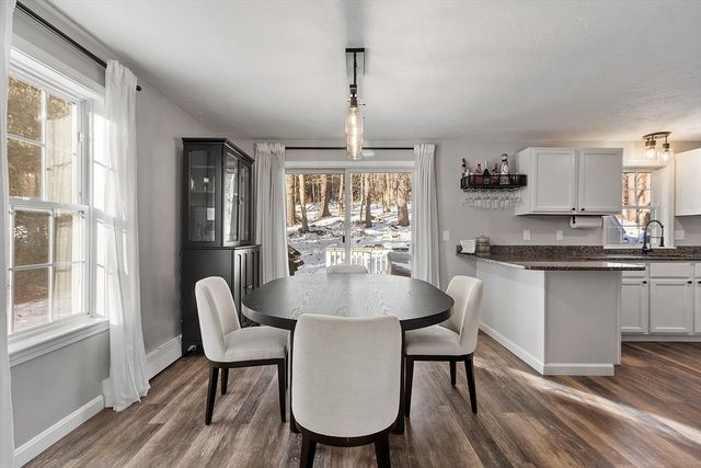 240 Stoneybrook Rd, Fitchburg, MA 01420