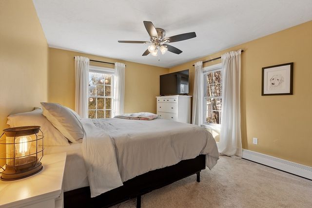 240 Stoneybrook Rd, Fitchburg, MA 01420