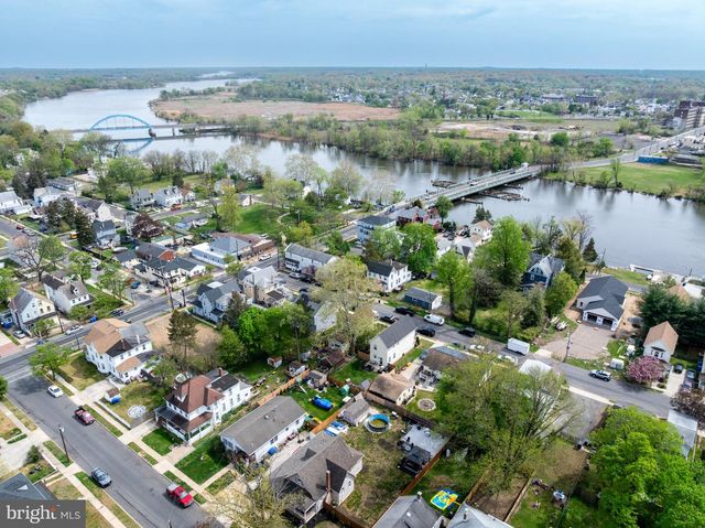 314 WASHINGTON ST, Delanco, NJ 08075