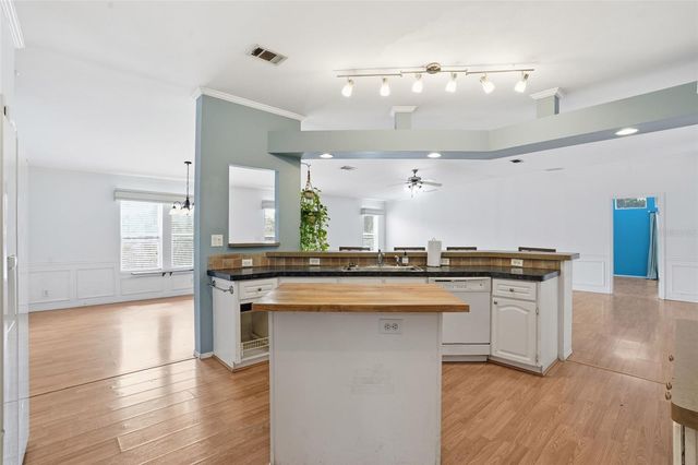 110 W MARLAND COURT, Nokomis, FL 34275