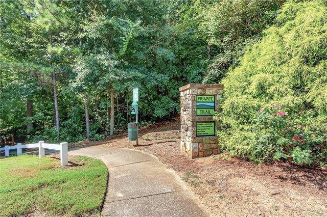 502 Hillside Trail, Woodstock, GA 30188