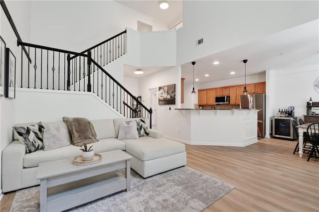 502 Hillside Trail, Woodstock, GA 30188