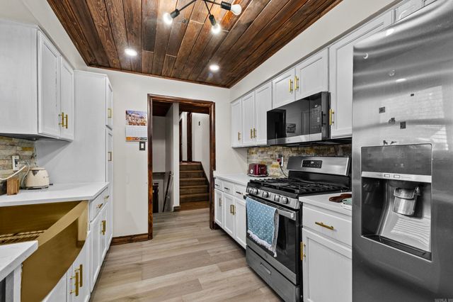 22 Pennwood Drive, Sherwood, AR 72120