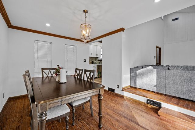 22 Pennwood Drive, Sherwood, AR 72120