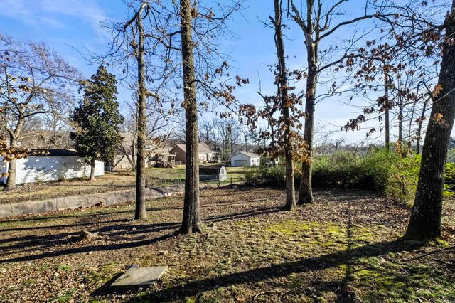 22 Pennwood Drive, Sherwood, AR 72120