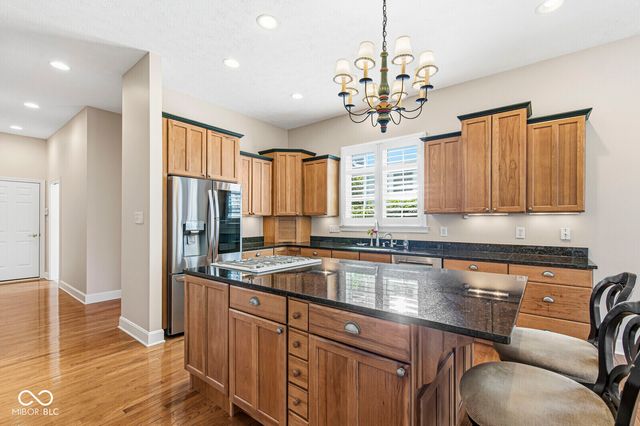764 Hanover Close, Zionsville, IN 46077