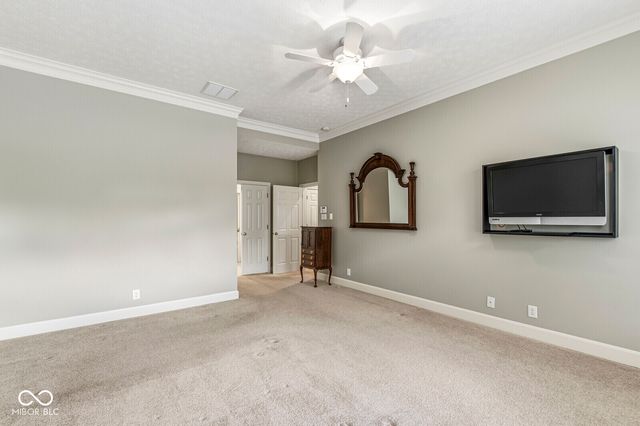764 Hanover Close, Zionsville, IN 46077