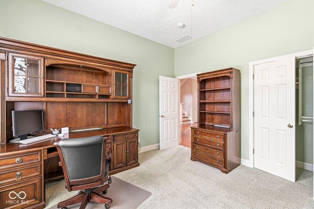 764 Hanover Close, Zionsville, IN 46077