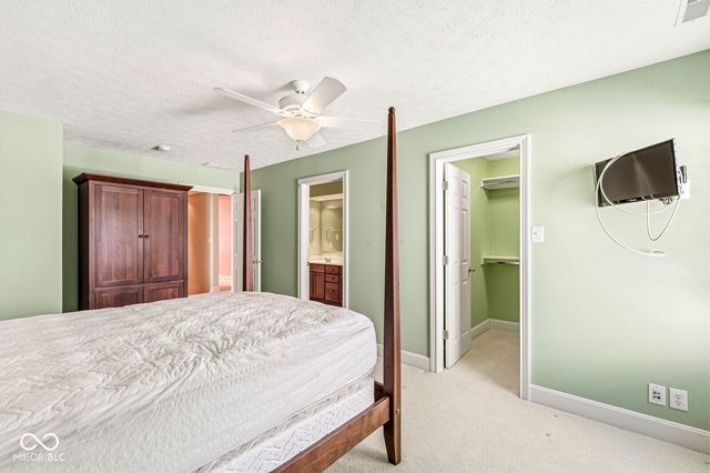 764 Hanover Close, Zionsville, IN 46077