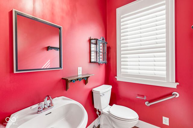 764 Hanover Close, Zionsville, IN 46077