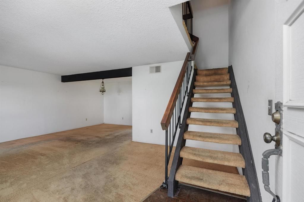 2714 Via Juanita, Carlsbad, CA 92010 — photo 4
