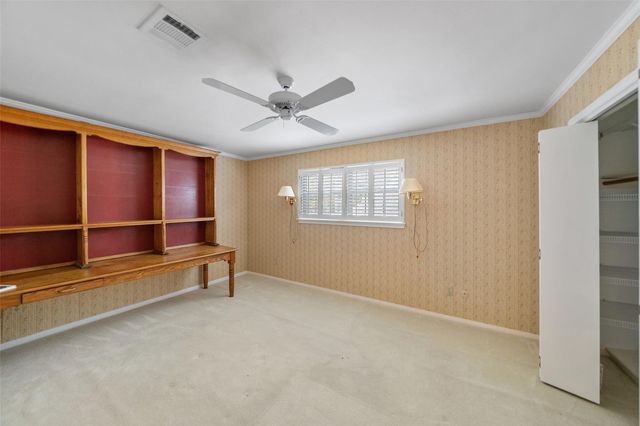 13619 Charwell Crossing Lane, Houston, TX 77069