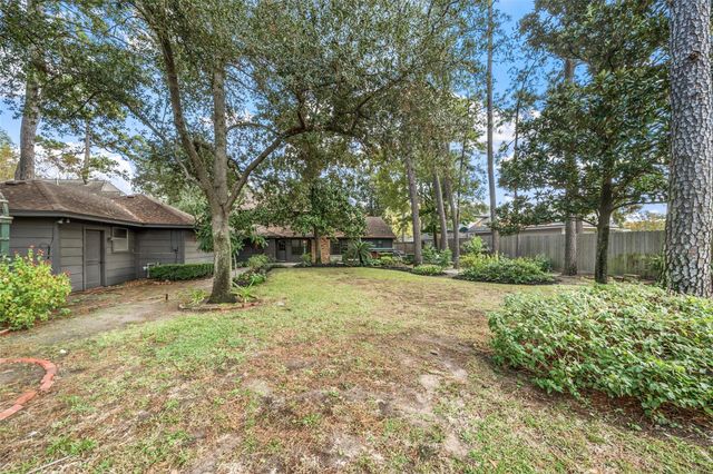 13619 Charwell Crossing Lane, Houston, TX 77069