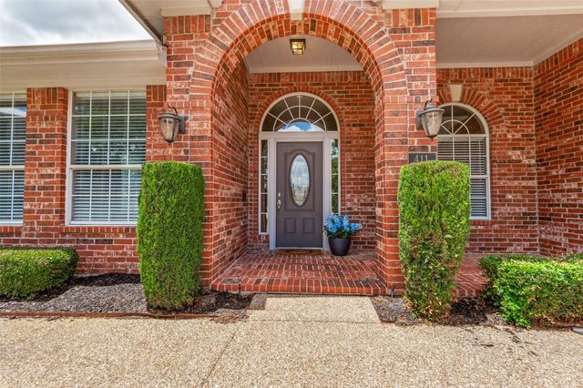 411 Greenway Court, Coppell, TX 75019