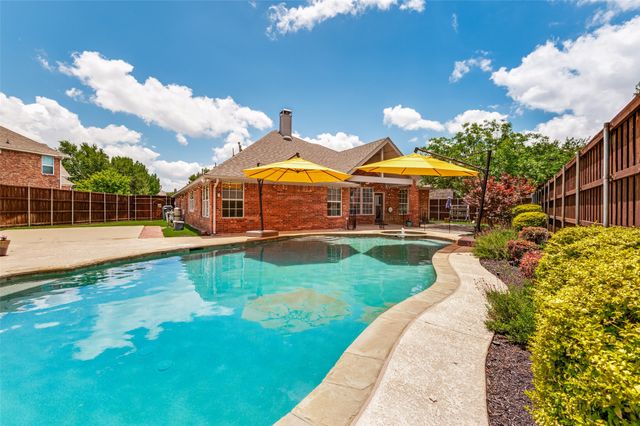 411 Greenway Court, Coppell, TX 75019
