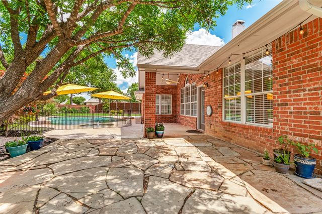 411 Greenway Court, Coppell, TX 75019