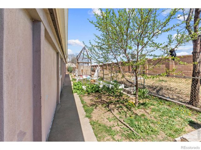 1220 Mackay Court, Dacono, CO 80514