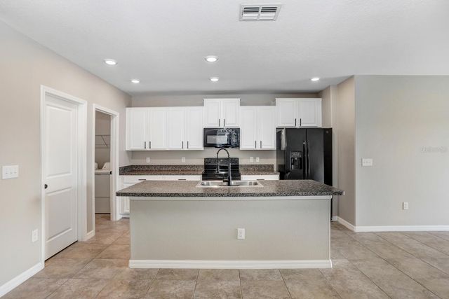 10256 CARLOWAY HILLS DRIVE, Wimauma, FL 33598