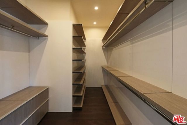 12234 Montana Avenue 402, Los Angeles, CA 90049