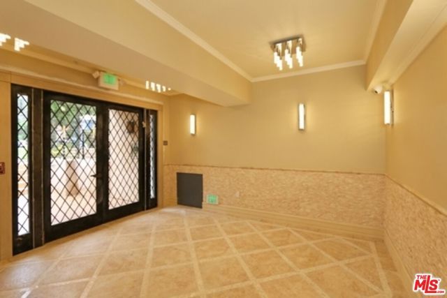 12234 Montana Avenue 402, Los Angeles, CA 90049
