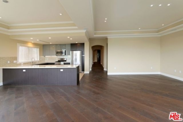 12234 Montana Avenue 402, Los Angeles, CA 90049