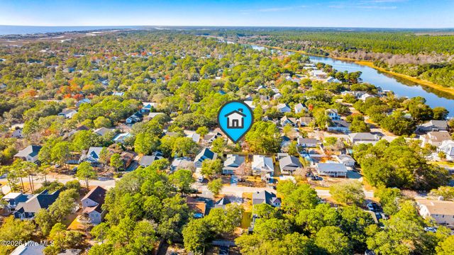165 NW 4th Street, Oak Island, NC 28465
