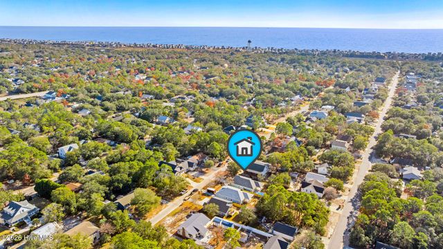165 NW 4th Street, Oak Island, NC 28465