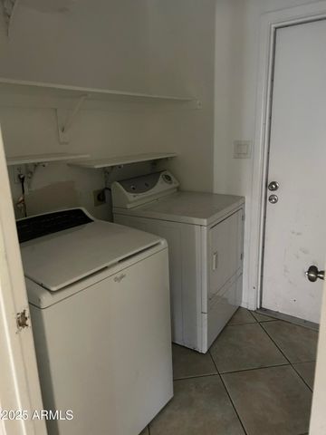 8814 W COOLIDGE Street, Phoenix, AZ 85037