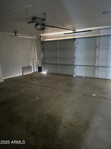 8814 W COOLIDGE Street, Phoenix, AZ 85037