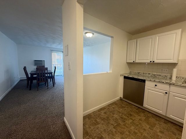 1000 Governor's Drive 15, Winthrop, MA 02152