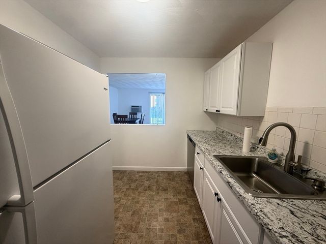 1000 Governor's Drive 15, Winthrop, MA 02152