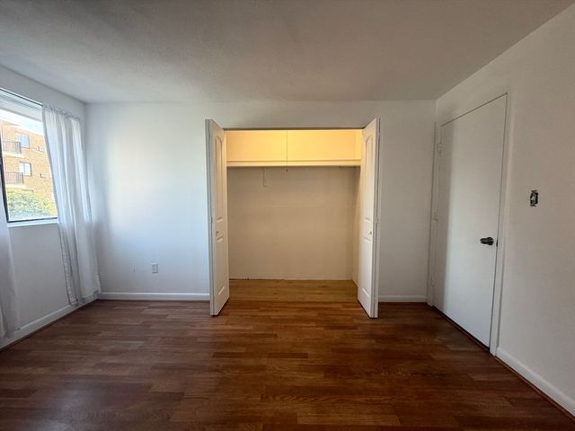 1000 Governor's Drive 15, Winthrop, MA 02152