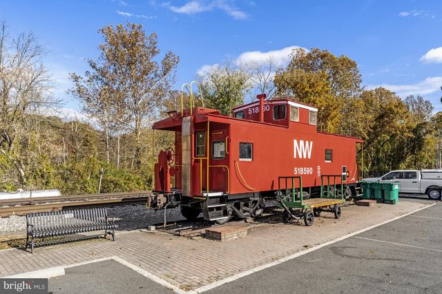 7480 DUNQUIN CT, Clifton, VA 20124