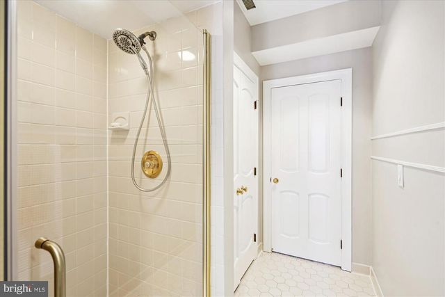 7480 DUNQUIN CT, Clifton, VA 20124