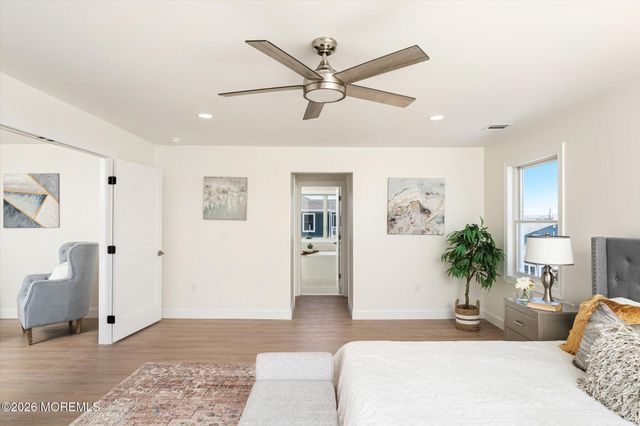 615 S Barnegat Avenue, Ship Bottom, NJ 08008