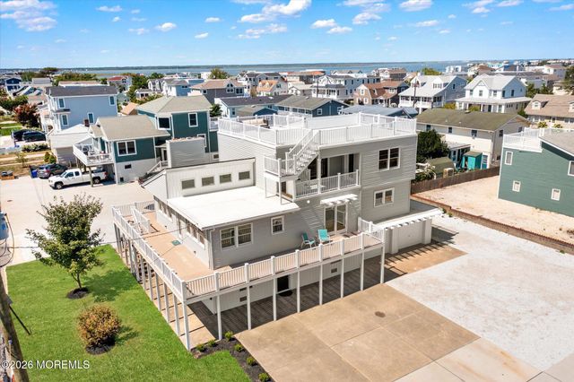 615 S Barnegat Avenue, Ship Bottom, NJ 08008