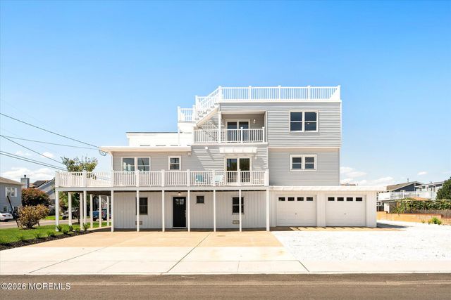 615 S Barnegat Avenue, Ship Bottom, NJ 08008