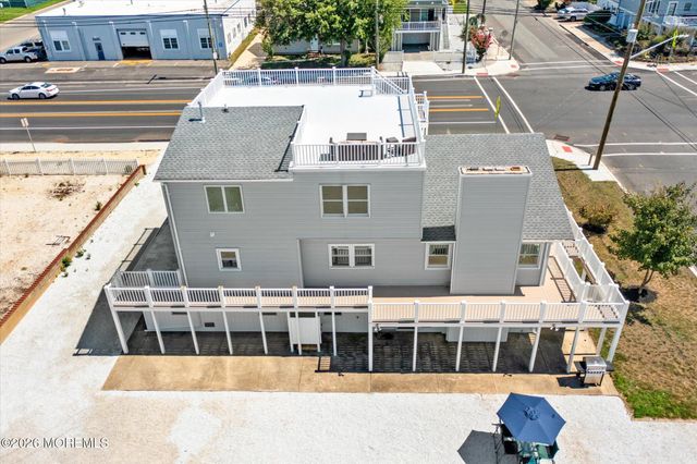 615 S Barnegat Avenue, Ship Bottom, NJ 08008