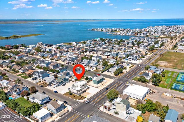 615 S Barnegat Avenue, Ship Bottom, NJ 08008