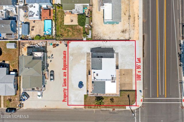 615 S Barnegat Avenue, Ship Bottom, NJ 08008