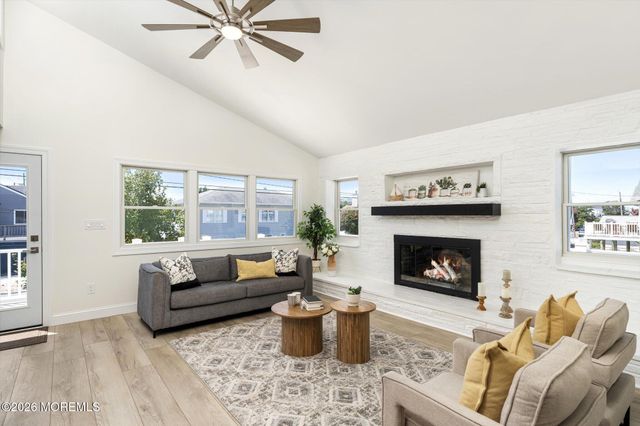 615 S Barnegat Avenue, Ship Bottom, NJ 08008