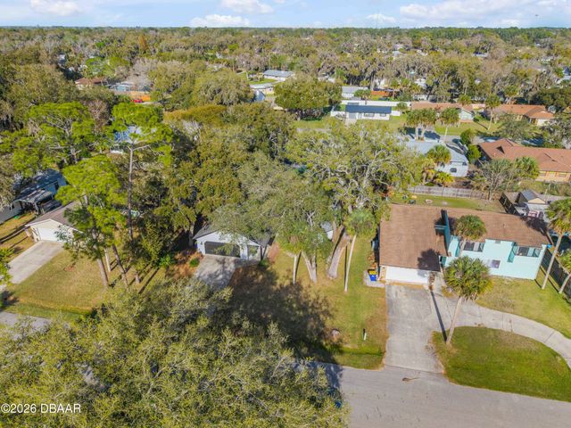 2711 Pine Tree Drive, Edgewater, FL 32141
