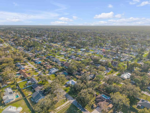 2711 Pine Tree Drive, Edgewater, FL 32141