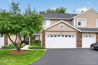 152 Brittany Drive, Streamwood, IL 60107