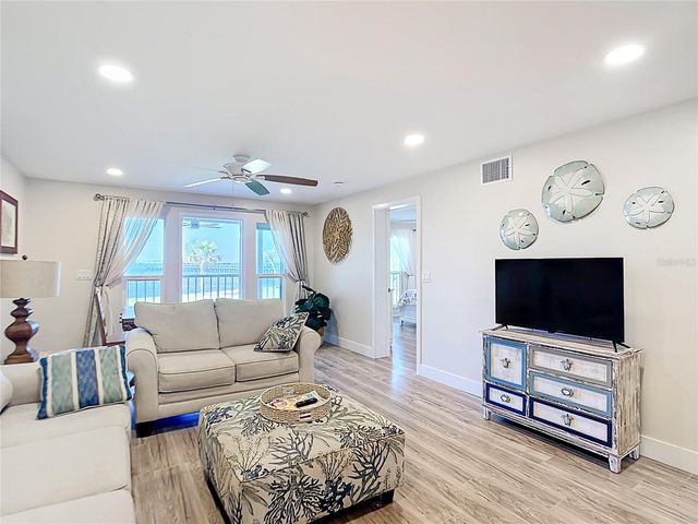 4410 WARREN AVENUE 101, Port Charlotte, FL 33953