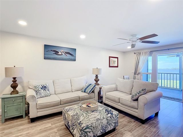 4410 WARREN AVENUE 101, Port Charlotte, FL 33953
